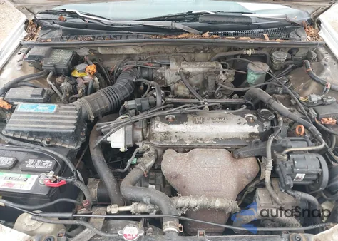 1992 Honda Accord Ex из США, поврежденный, VIN 1HGCB7170NA044952